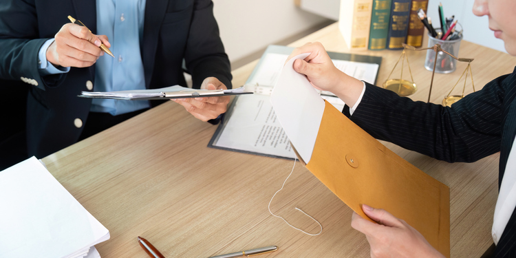 Lawyers discussing contracts - how to get full custody in maryland